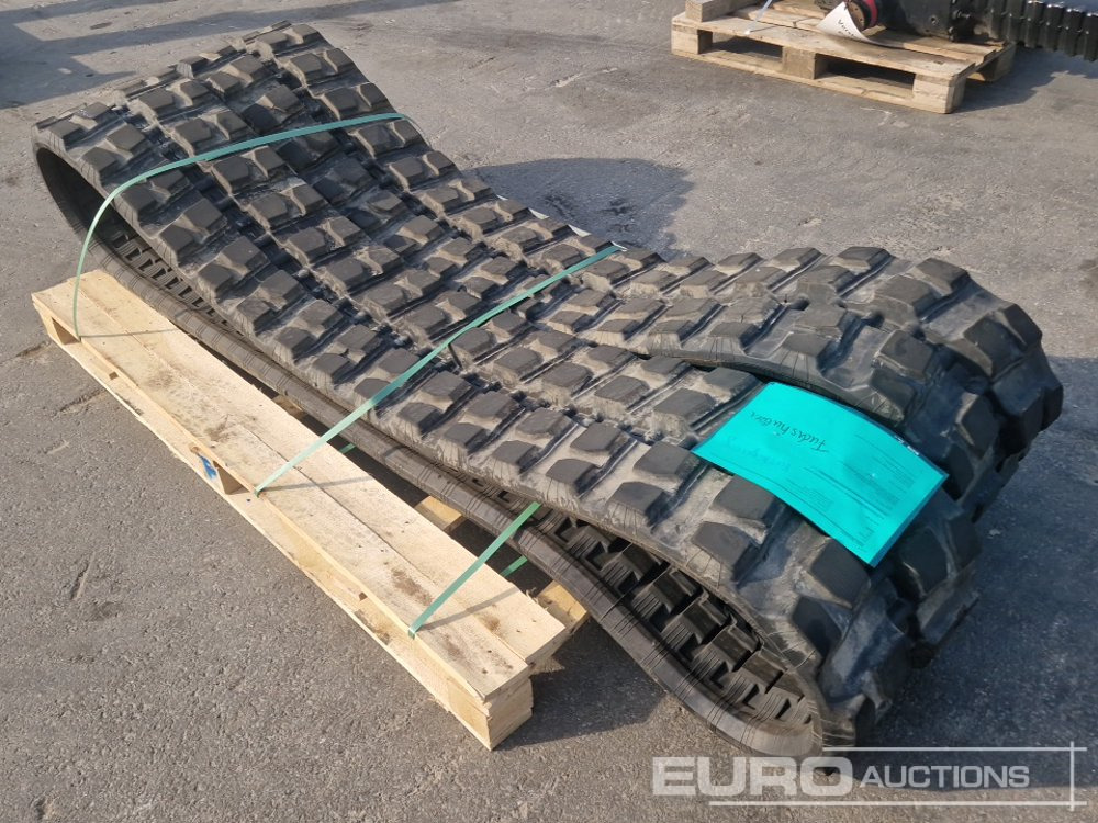 Camso HXD 400x72.5x 74 Rubber Tracks (2 of) - Track for Construction machinery: picture 1 Camso HXD 400x72.5x 74 Rubber Tracks (2 of) - Track for Construction machinery: picture 1