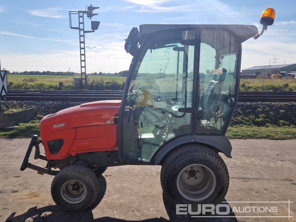 Hako 4WD Compact Tractor (No Drive Shaft) - Mini tractor: picture 2 Hako 4WD Compact Tractor (No Drive Shaft) - Mini tractor: picture 2