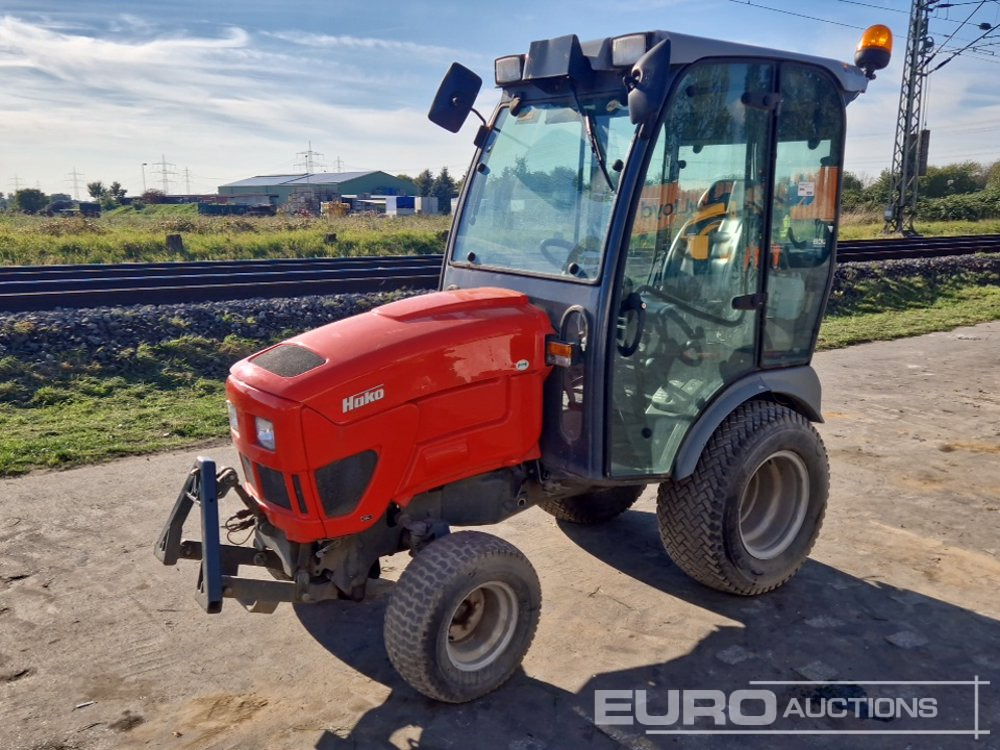 Hako 4WD Compact Tractor (No Drive Shaft) - Mini tractor: picture 1 Hako 4WD Compact Tractor (No Drive Shaft) - Mini tractor: picture 1