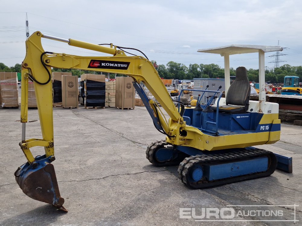 Komatsu PC15-2 - Mini excavator: picture 1 Komatsu PC15-2 - Mini excavator: picture 1