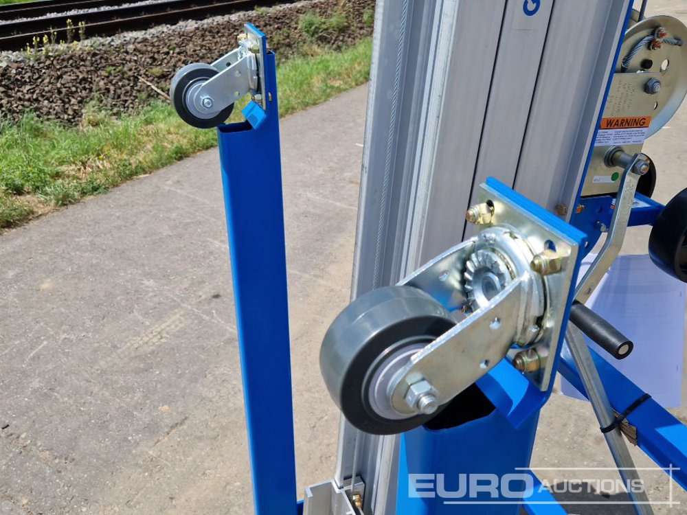 Unused Genie SLA-15 - Material handling equipment: picture 5 Unused Genie SLA-15 - Material handling equipment: picture 5