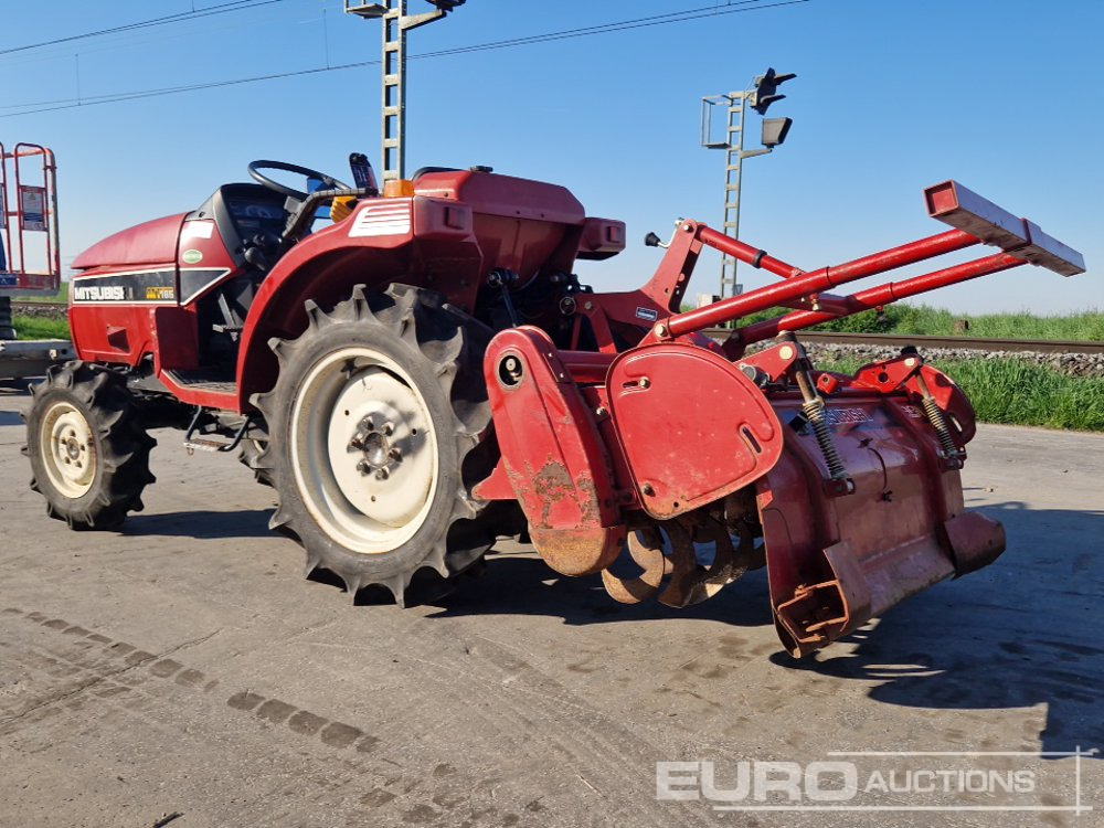 Mitsubishi MT165 - Mini tractor: picture 3 Mitsubishi MT165 - Mini tractor: picture 3