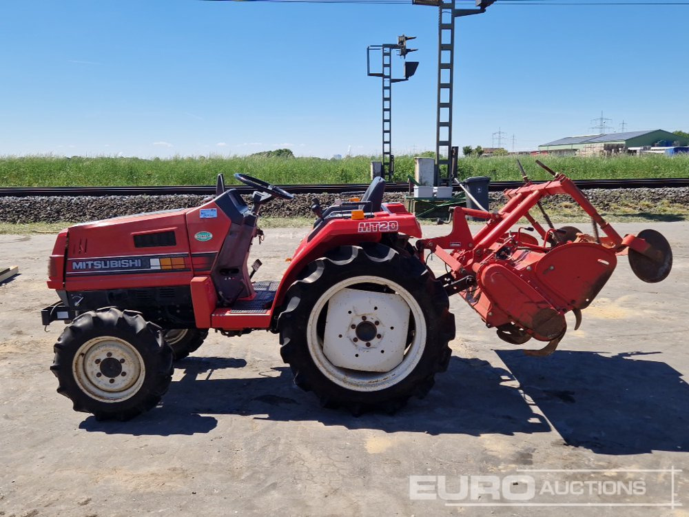 Mitsubishi MT20 - Mini tractor: picture 2 Mitsubishi MT20 - Mini tractor: picture 2