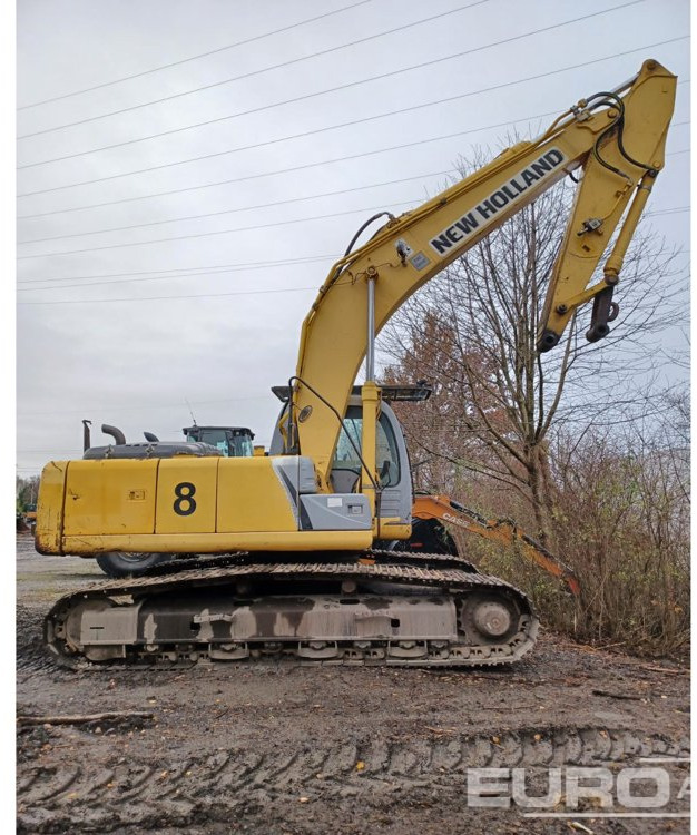 New Holland E215B - Crawler excavator: picture 1 New Holland E215B - Crawler excavator: picture 1