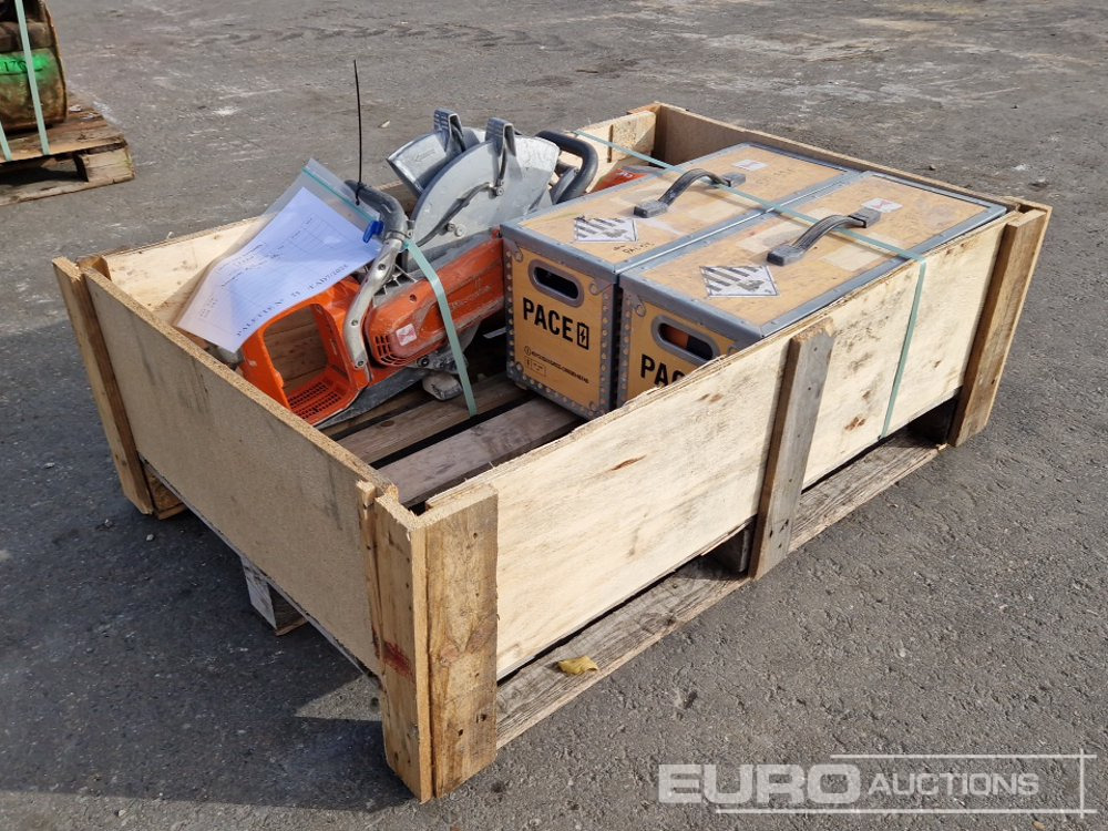 Pallet of Husqvarna Quickcut Saws, Battery Power Kit - Asphalt machine: picture 1 Pallet of Husqvarna Quickcut Saws, Battery Power Kit - Asphalt machine: picture 1