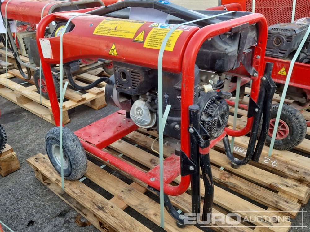 SDMO PERFORM 4500 XL - Generator set: picture 2 SDMO PERFORM 4500 XL - Generator set: picture 2