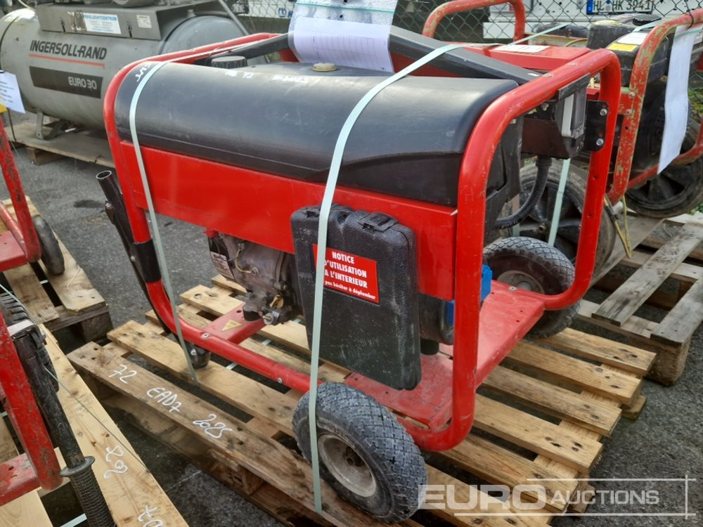 SDMO PERFORM 4500 XL - Generator set: picture 4 SDMO PERFORM 4500 XL - Generator set: picture 4