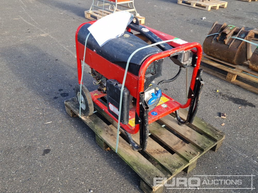 SDMO PERFORM 6500 XL - Generator set: picture 2 SDMO PERFORM 6500 XL - Generator set: picture 2