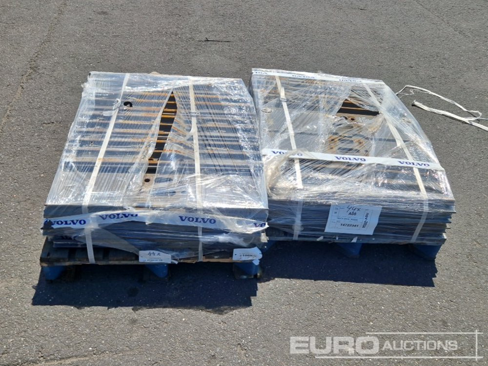 800mm Steel Track Plates to suit Volvo EC200 - Spare parts for Excavator: picture 4 800mm Steel Track Plates to suit Volvo EC200 - Spare parts for Excavator: picture 4