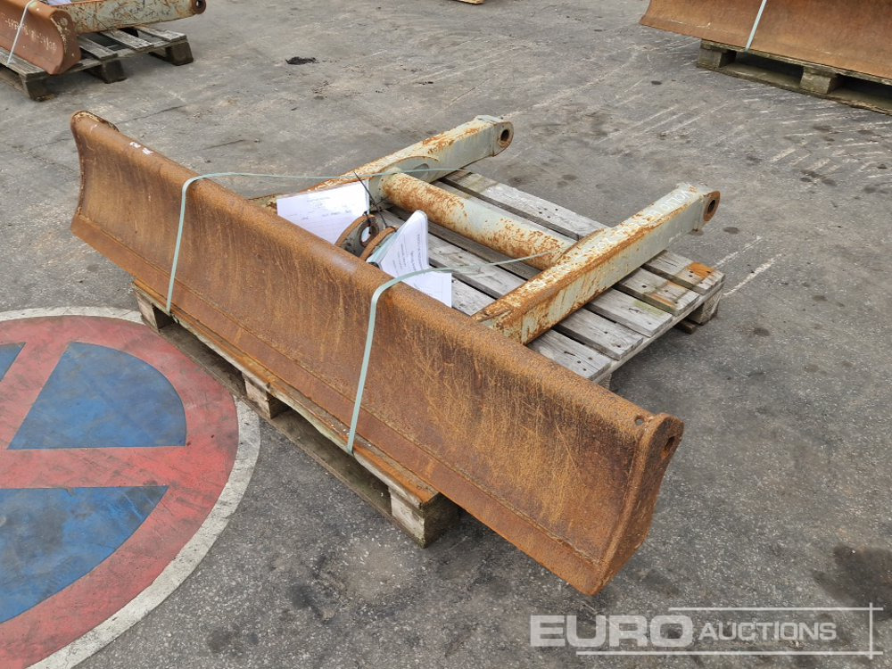 Blade to suit Volvo ECR50D - Spare parts for Excavator: picture 1 Blade to suit Volvo ECR50D - Spare parts for Excavator: picture 1