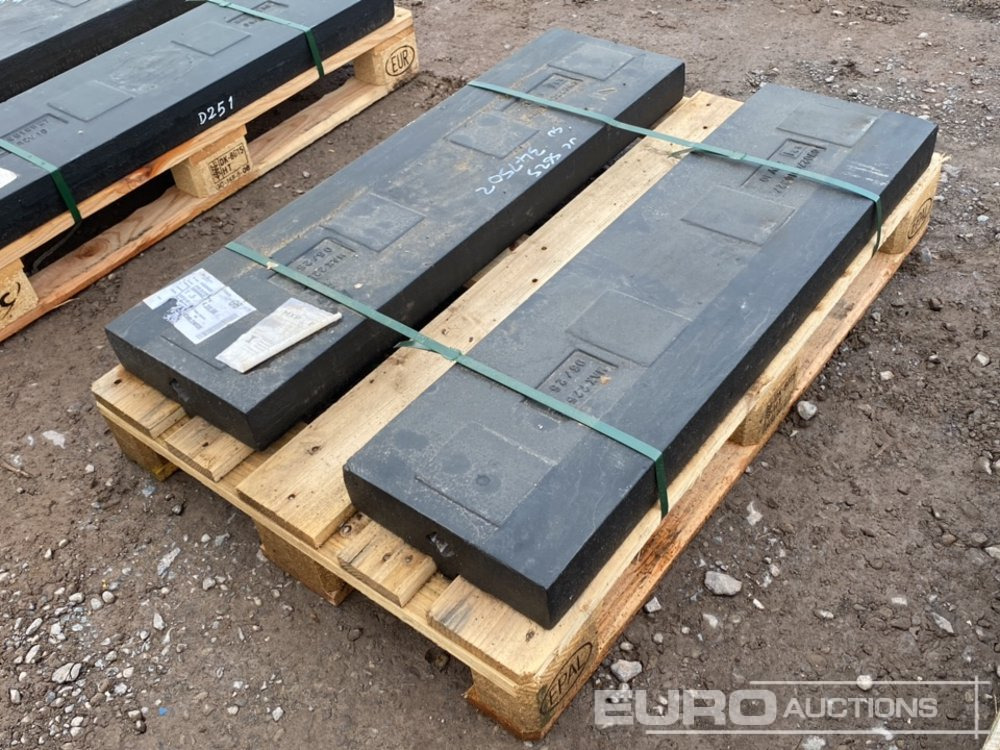 Terex High Chrome Blow Bar - Construction equipment: picture 3 Terex High Chrome Blow Bar - Construction equipment: picture 3