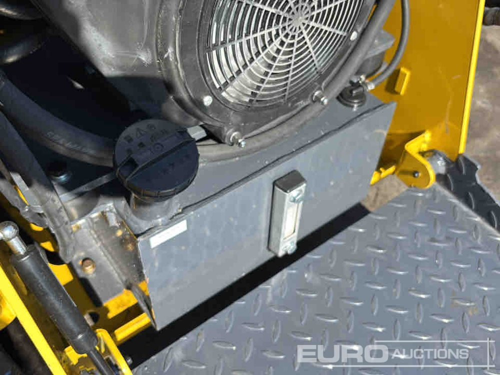 Skid steer loader Unused 2025 STARVOX SV-480: picture 26