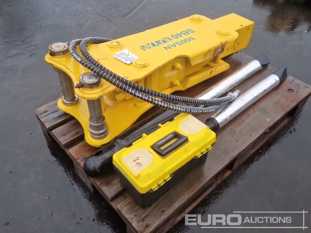 Unused 2025 Soosan SB40 - Hydraulic hammer: picture 4 Unused 2025 Soosan SB40 - Hydraulic hammer: picture 4