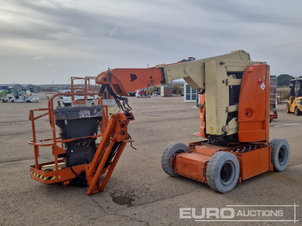2005 JLG E300AJP - Articulated boom: picture 5 2005 JLG E300AJP - Articulated boom: picture 5