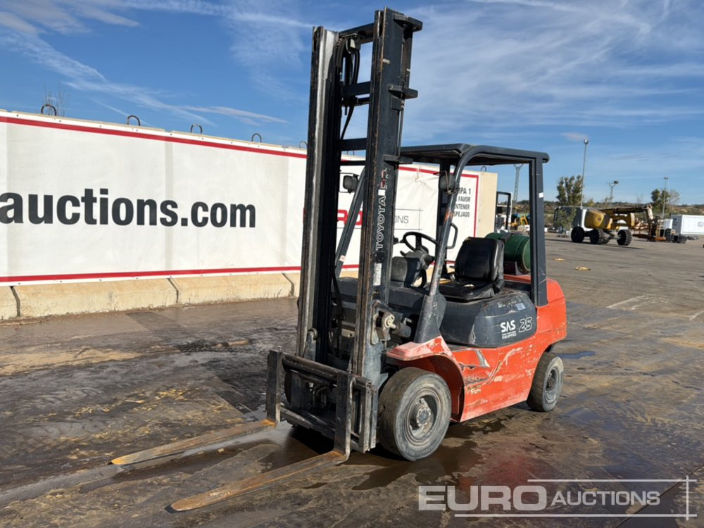 2006 Toyota 427FGF25 - Forklift: picture 1 2006 Toyota 427FGF25 - Forklift: picture 1