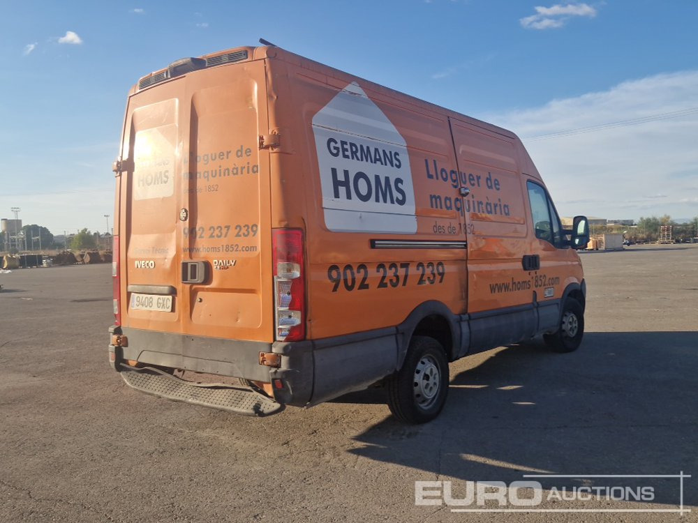 2010 Iveco Daily 35 S14 - Panel van: picture 5 2010 Iveco Daily 35 S14 - Panel van: picture 5