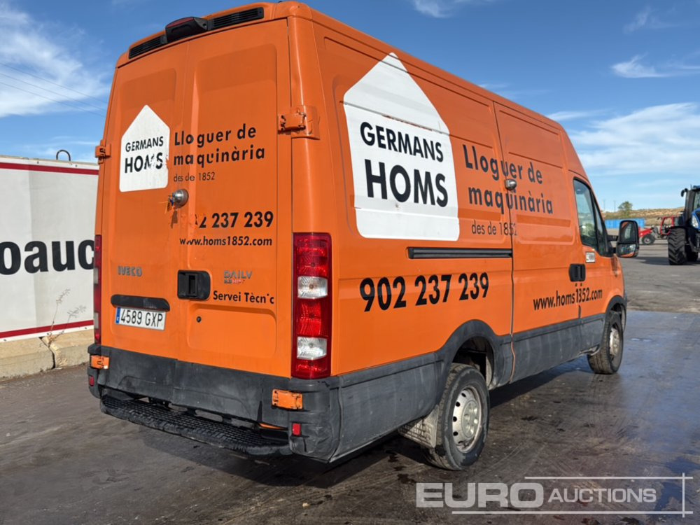2010 Iveco Daily 35 S14 - Panel van: picture 5 2010 Iveco Daily 35 S14 - Panel van: picture 5