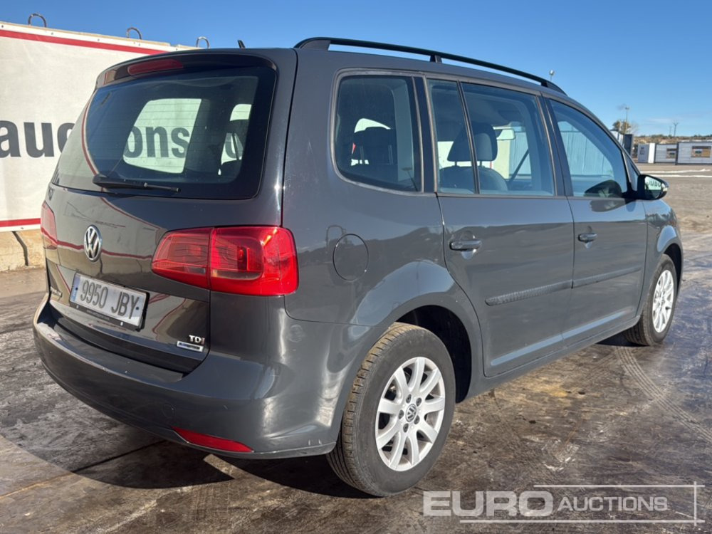 2014 Volkswagen Touran - Car: picture 5 2014 Volkswagen Touran - Car: picture 5