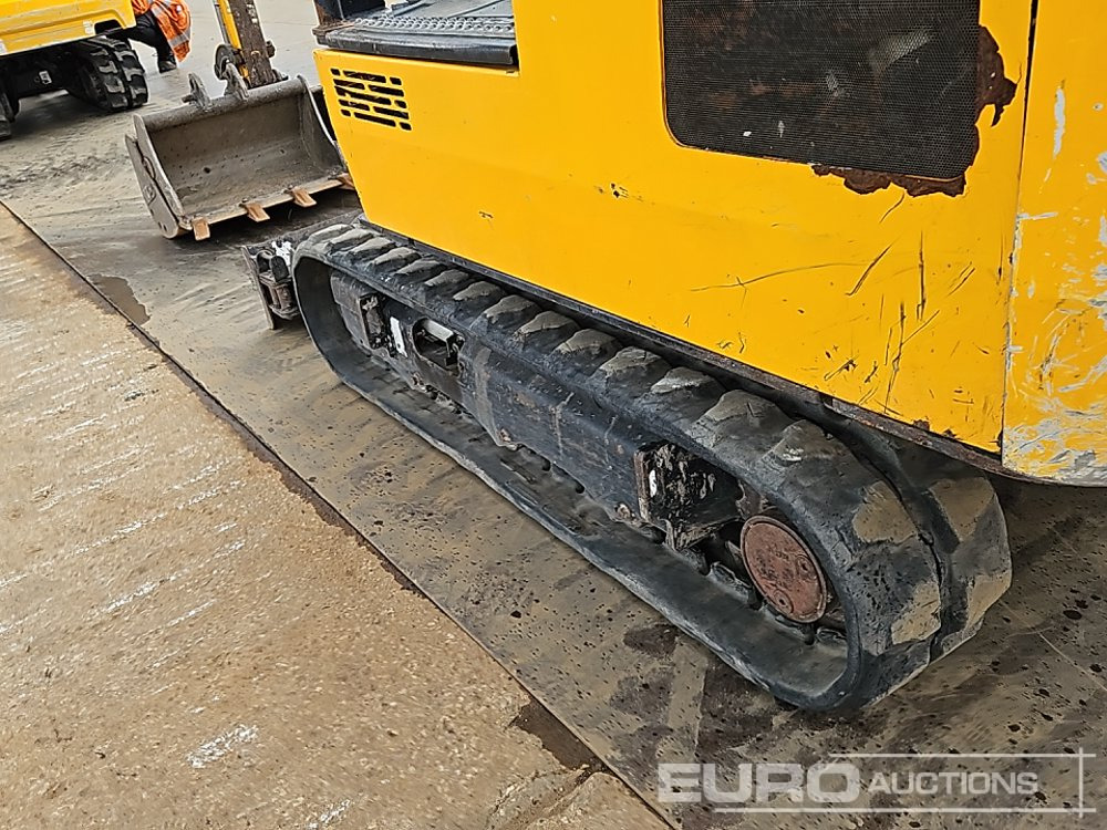 Mini excavator 2020 JCB 16C-1 T3: picture 12