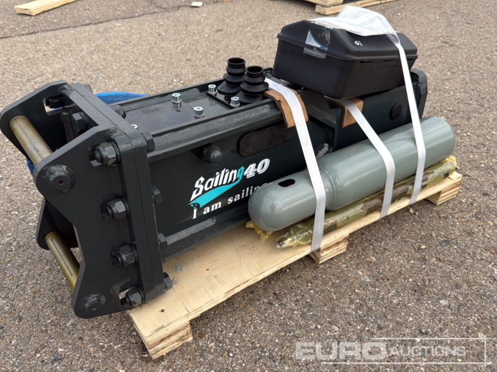 Unused Sailing 40 - Attachment for Excavator: picture 1 Unused Sailing 40 - Attachment for Excavator: picture 1