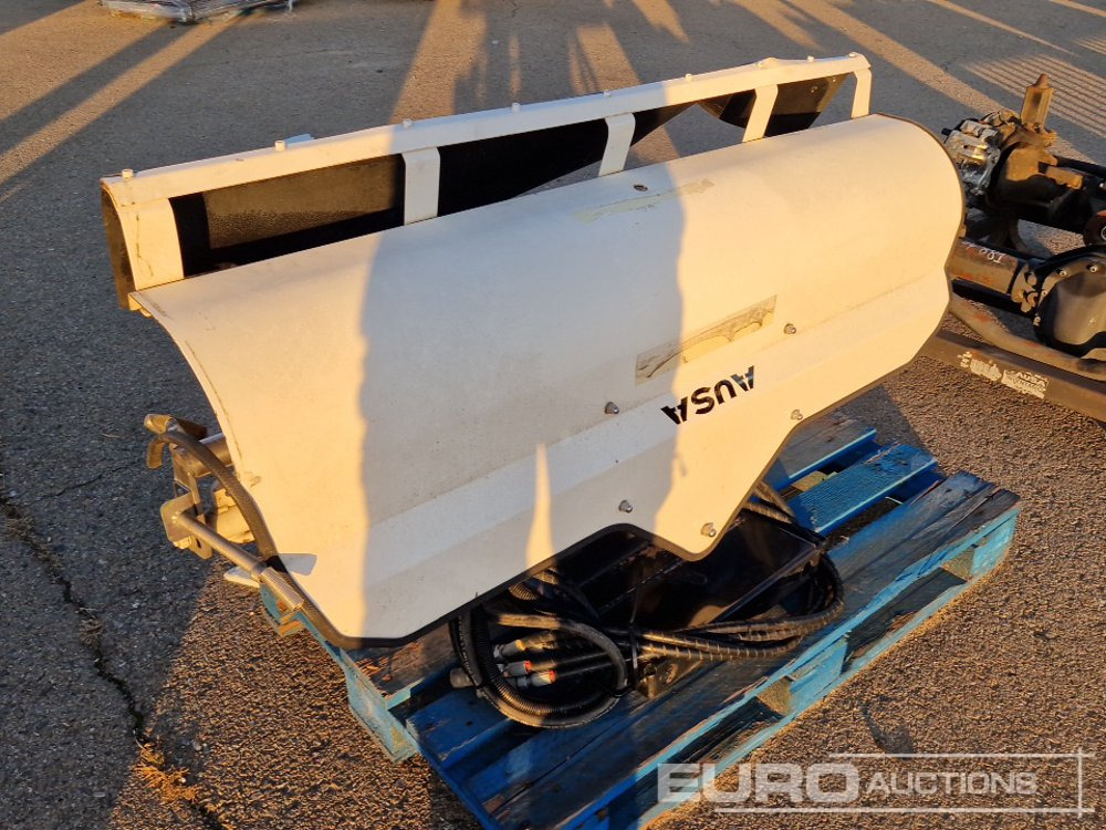 Ausa Sweeper Attachment for Ausa Dumper - Construction equipment: picture 2 Ausa Sweeper Attachment for Ausa Dumper - Construction equipment: picture 2