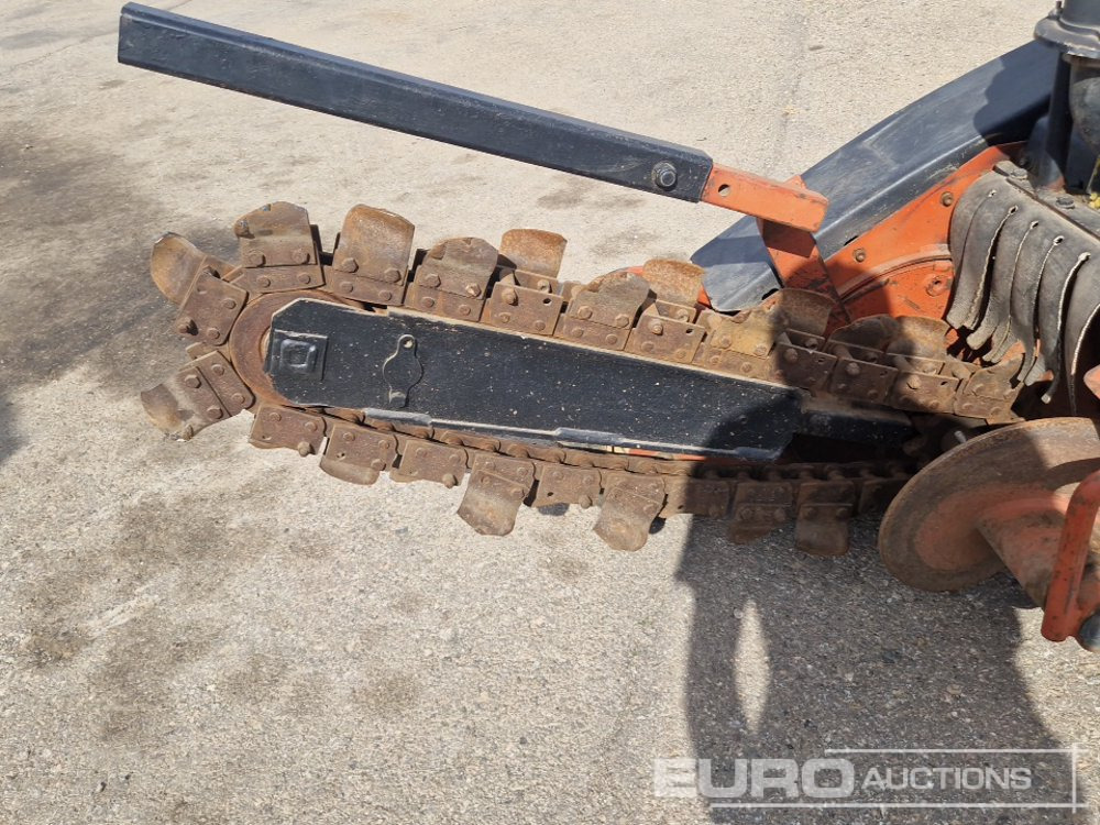 Ditch Witch 1230 - Trencher: picture 5 Ditch Witch 1230 - Trencher: picture 5
