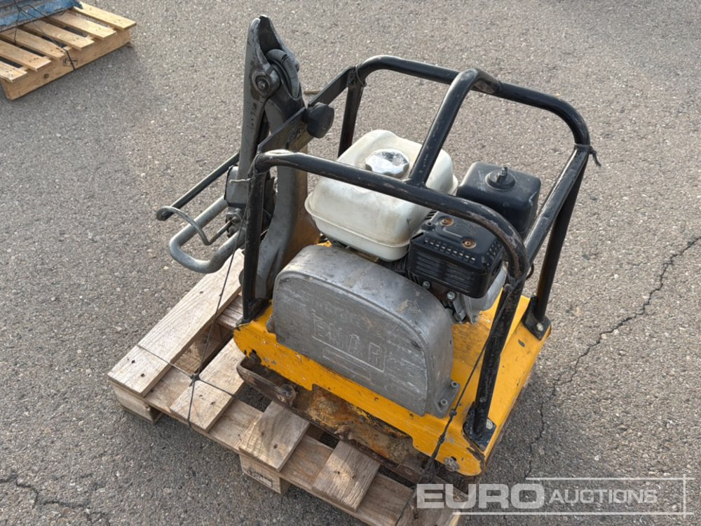 ENARCO Walk-Behind Plate Compactor Gasoline, Honda Engine - Asphalt machine: picture 4 ENARCO Walk-Behind Plate Compactor Gasoline, Honda Engine - Asphalt machine: picture 4