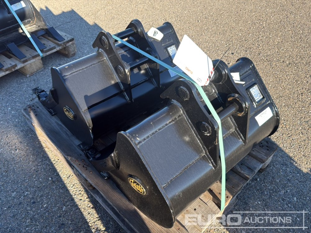 Geith Digging Bucket H03-0700-11702 to suit MCR1009 (S/Ns 1171864,1171865) (2 of) - Bucket: picture 3 Geith Digging Bucket H03-0700-11702 to suit MCR1009 (S/Ns 1171864,1171865) (2 of) - Bucket: picture 3