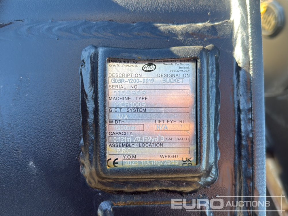 Geith Ditching Bucket G03R-1200-9919 to suit MCR1009 (S/Ns 1165960, 1165969) (2 of) - Bucket: picture 5 Geith Ditching Bucket G03R-1200-9919 to suit MCR1009 (S/Ns 1165960, 1165969) (2 of) - Bucket: picture 5