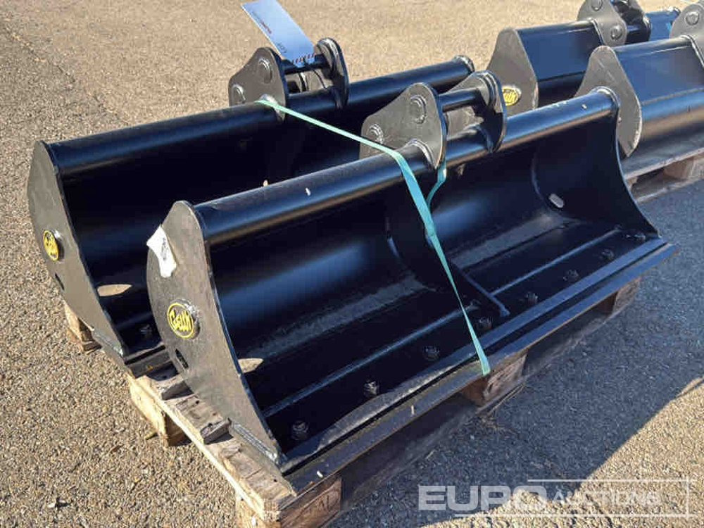 Geith Ditching Bucket G03R-1200-9919 to suit MCR1009 (S/Ns 1165960, 1165969) (2 of) - Bucket: picture 1 Geith Ditching Bucket G03R-1200-9919 to suit MCR1009 (S/Ns 1165960, 1165969) (2 of) - Bucket: picture 1