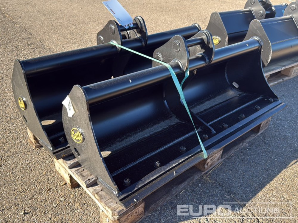 Geith Ditching Bucket G03R-1200-9919 to suit MCR1009 (S/Ns 1165971, 1165965) (2 of) - Bucket: picture 1 Geith Ditching Bucket G03R-1200-9919 to suit MCR1009 (S/Ns 1165971, 1165965) (2 of) - Bucket: picture 1