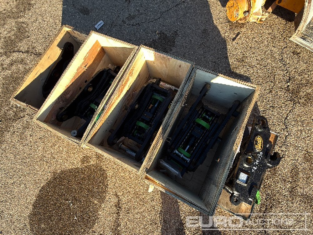 Geith Quick Coupler QC45-50H2G4-555 to suit Kubota KX080-4 (S/Ns 1045725, 1061012, 1053631, 1045727, 1045728) (5 of) - Quick coupler: picture 4 Geith Quick Coupler QC45-50H2G4-555 to suit Kubota KX080-4 (S/Ns 1045725, 1061012, 1053631, 1045727, 1045728) (5 of) - Quick coupler: picture 4