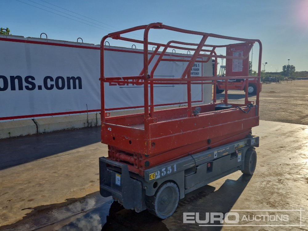 Haulotte Compact 8 - Aerial platform: picture 1 Haulotte Compact 8 - Aerial platform: picture 1