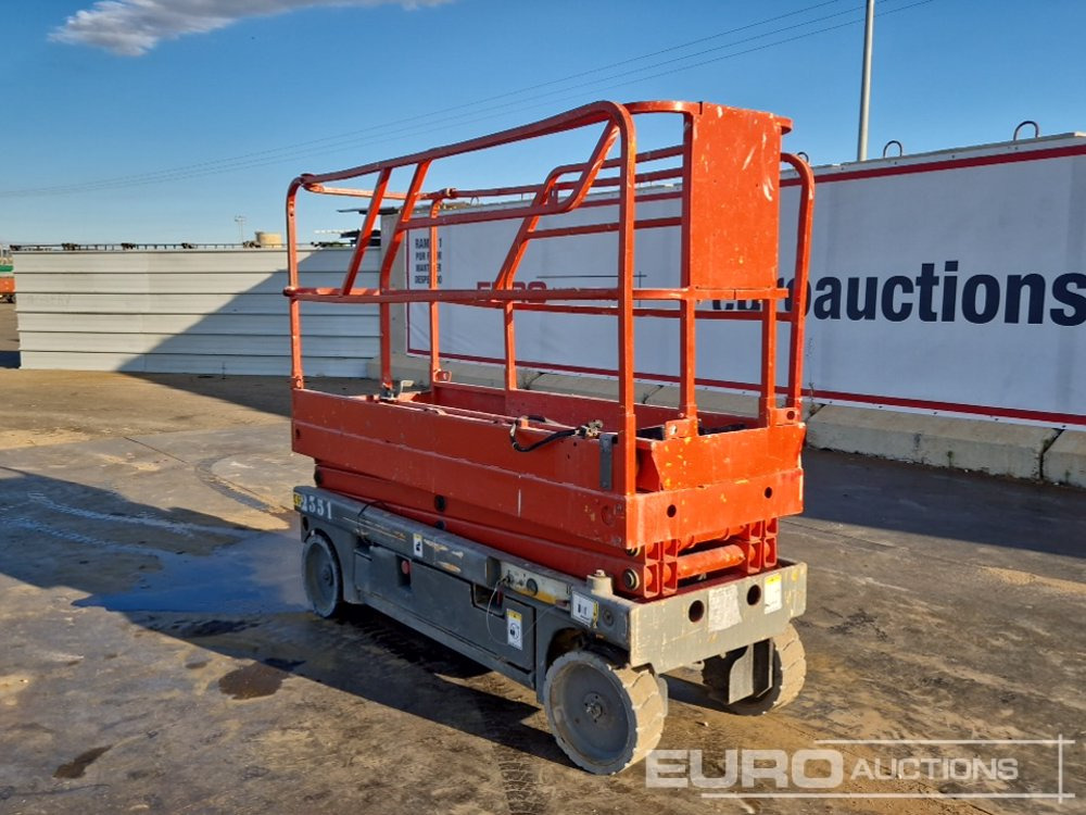 Haulotte Compact 8 - Aerial platform: picture 3 Haulotte Compact 8 - Aerial platform: picture 3