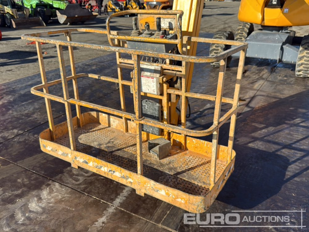 Aerial platform Haulotte H16TPX: picture 16
