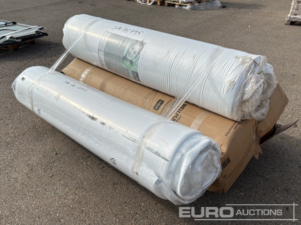 Pallet of Mattresses (4 of) - Construction equipment: picture 2 Pallet of Mattresses (4 of) - Construction equipment: picture 2