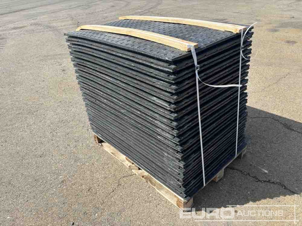 Construction equipment Pallet of Plastic Connectable Road Plates, 1200x800x28mm, 22kg per Plate (35 of) Moved to OCT 25: picture 9