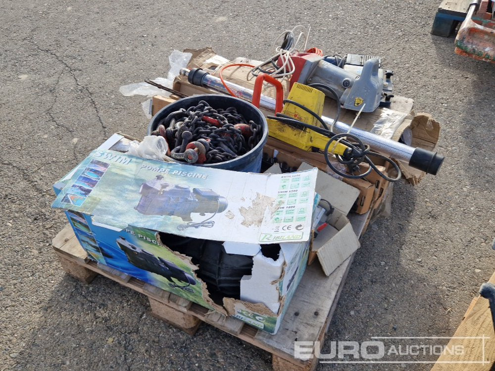 Pallet of Water Pump, Chains, Chainsaw, Electric Saw, Trailer Lights - Construction equipment: picture 4 Pallet of Water Pump, Chains, Chainsaw, Electric Saw, Trailer Lights - Construction equipment: picture 4