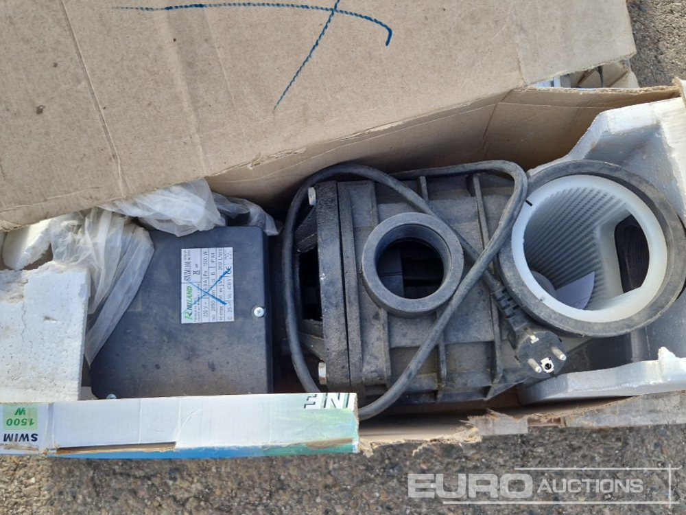 Pallet of Water Pump, Chains, Chainsaw, Electric Saw, Trailer Lights - Construction equipment: picture 5 Pallet of Water Pump, Chains, Chainsaw, Electric Saw, Trailer Lights - Construction equipment: picture 5