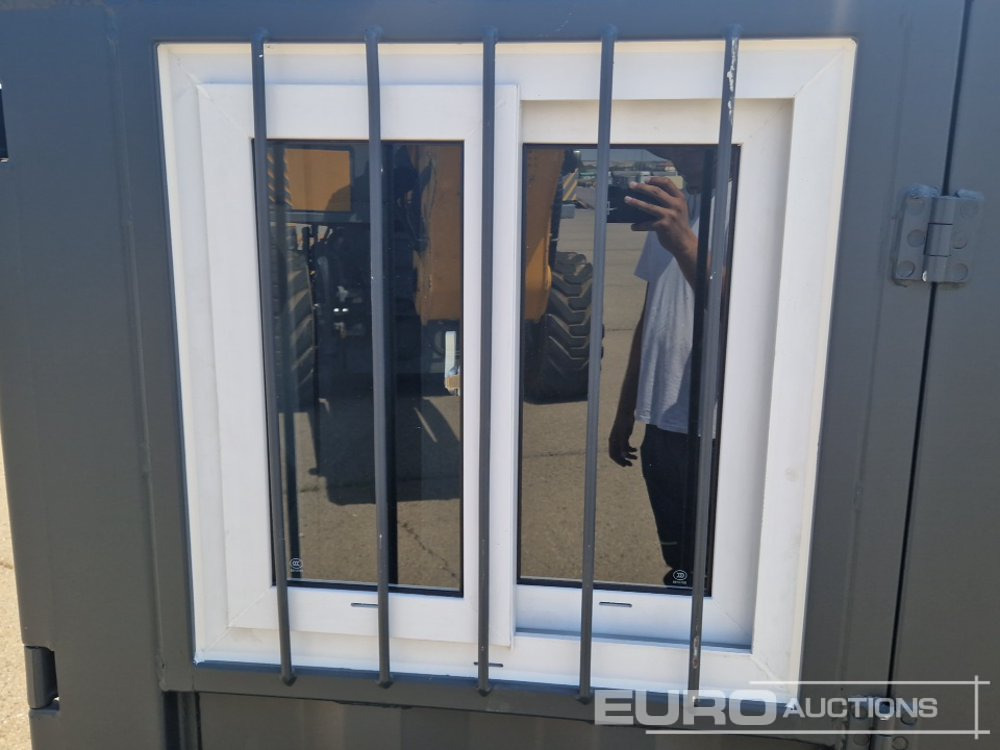 Shipping container Unused 2025 7' Container, Side Door: picture 7