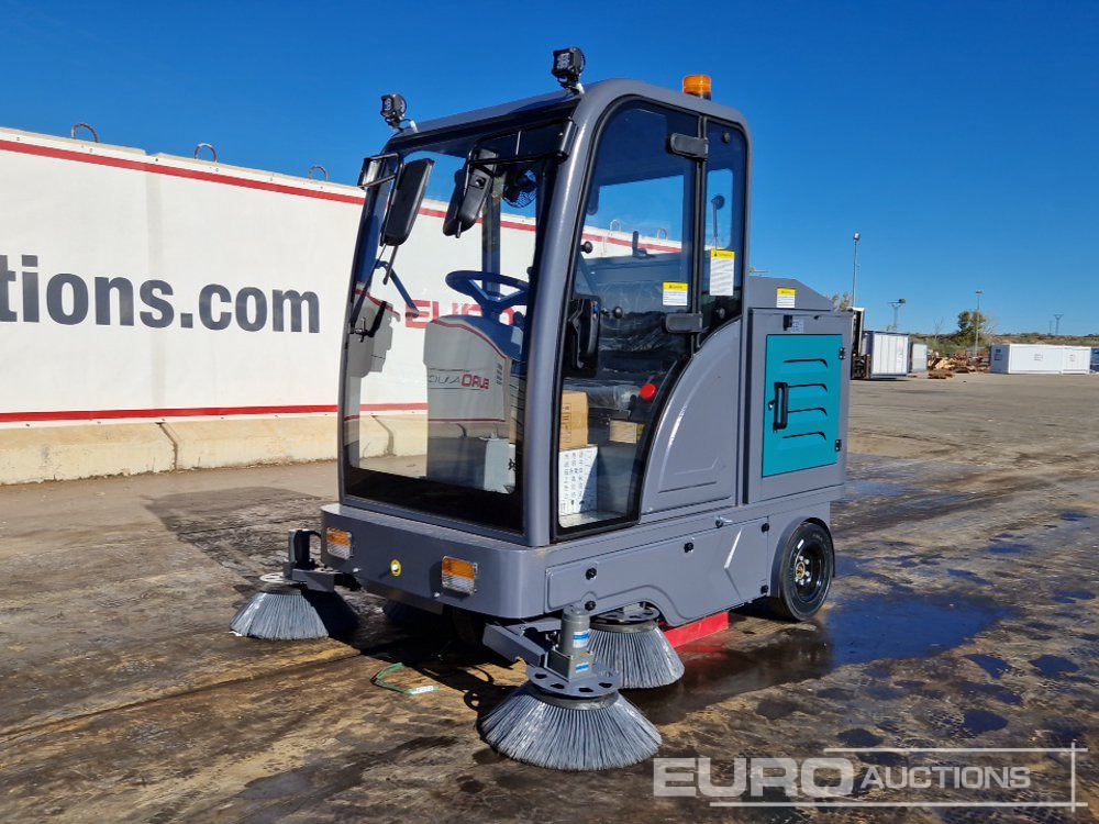 Unused 2025 Kaster S.2000 - Road sweeper: picture 1 Unused 2025 Kaster S.2000 - Road sweeper: picture 1