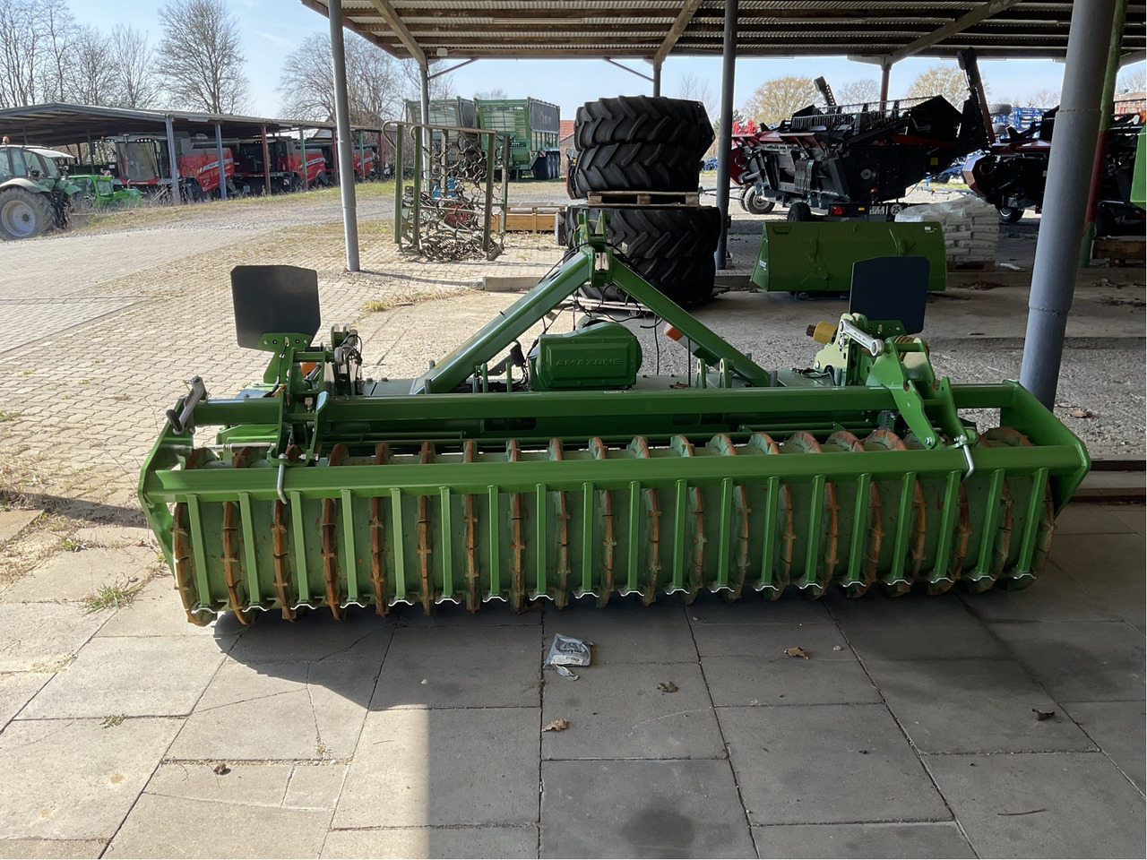 Amazone KX 3001 Anbaukreiselgrubbe - Soil tillage equipment: picture 2 Amazone KX 3001 Anbaukreiselgrubbe - Soil tillage equipment: picture 2