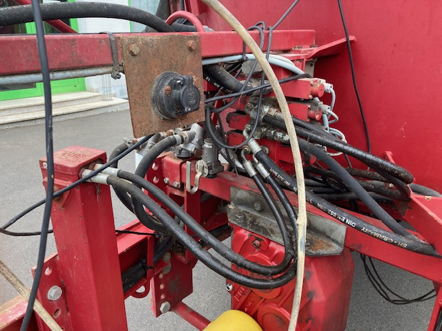 Leasing of BVL V-Mix 15N 2S Futtermischwagen BVL V-Mix 15N 2S Futtermischwagen: picture 6 Leasing of BVL V-Mix 15N 2S Futtermischwagen BVL V-Mix 15N 2S Futtermischwagen: picture 6