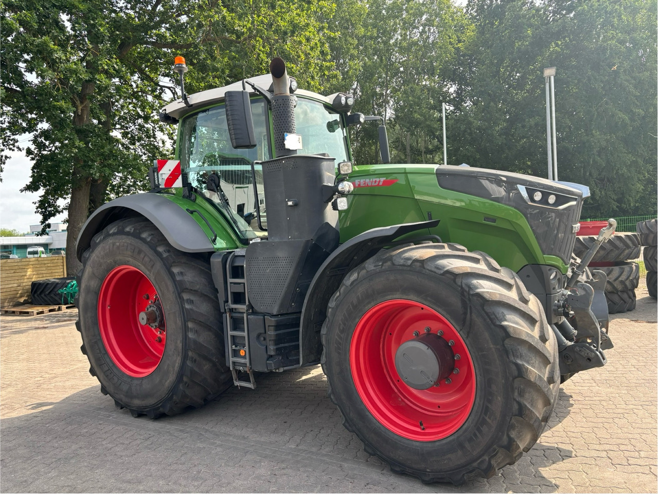 Fendt 1050 Vario Gen3 Profi Setting2 - Farm tractor: picture 1 Fendt 1050 Vario Gen3 Profi Setting2 - Farm tractor: picture 1