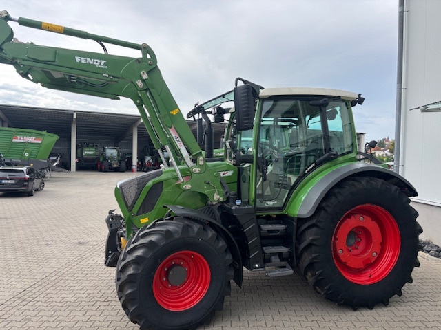 Fendt 313 Vario S4 Power - Farm tractor: picture 1 Fendt 313 Vario S4 Power - Farm tractor: picture 1