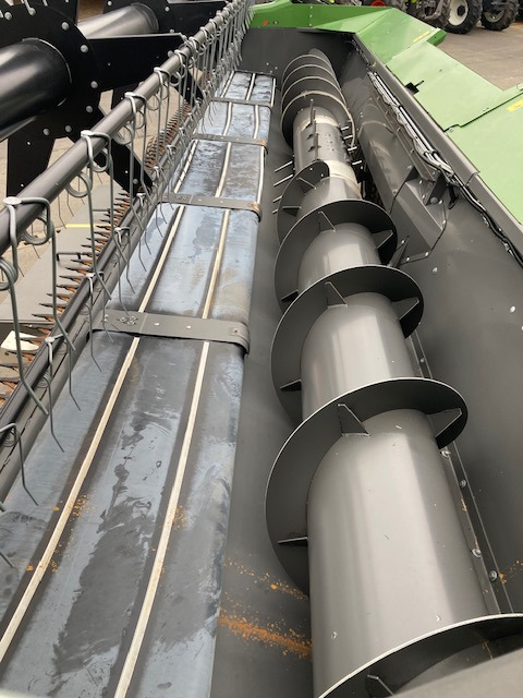 Fendt 6335C Stage 5 - Combine harvester: picture 3 Fendt 6335C Stage 5 - Combine harvester: picture 3