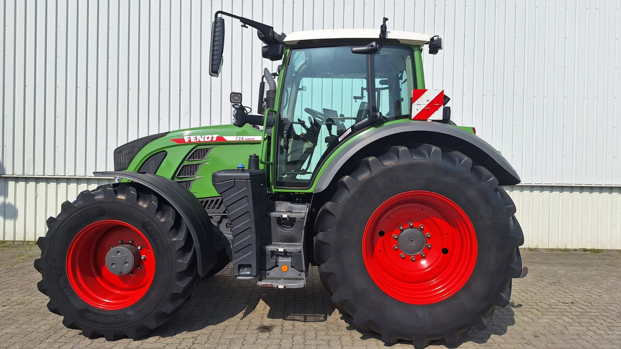 Fendt 724 Vario Gen6 Profi Setting2 - Farm tractor: picture 1 Fendt 724 Vario Gen6 Profi Setting2 - Farm tractor: picture 1