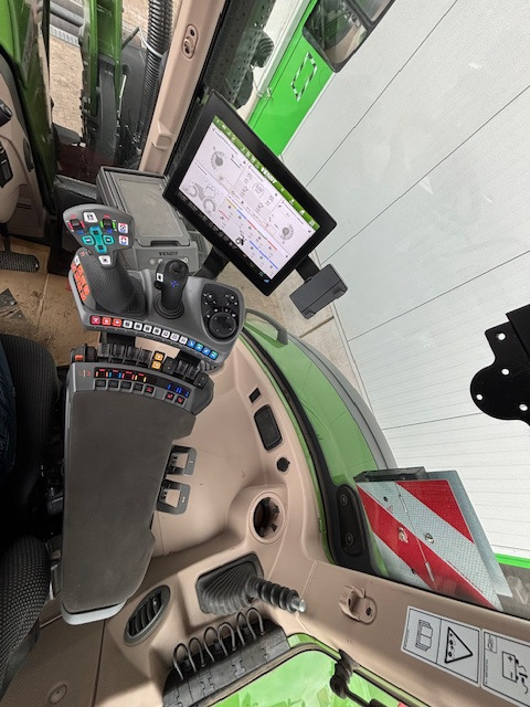Fendt 726 Vario Gen7 Profi Setting2 - Farm tractor: picture 2 Fendt 726 Vario Gen7 Profi Setting2 - Farm tractor: picture 2