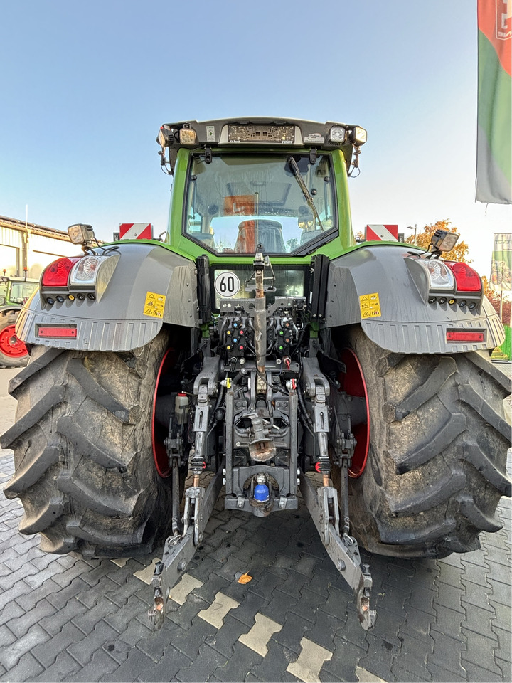 Fendt 826 Vario S4 ProfiPlus - Farm tractor: picture 5 Fendt 826 Vario S4 ProfiPlus - Farm tractor: picture 5
