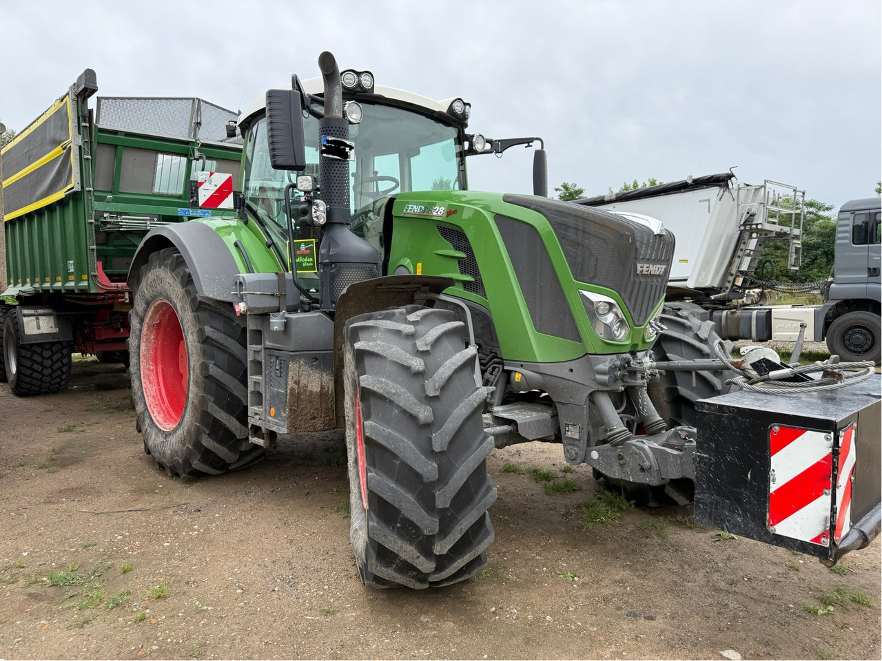 Fendt 828 Vario S4 ProfiPlus - Farm tractor: picture 1 Fendt 828 Vario S4 ProfiPlus - Farm tractor: picture 1